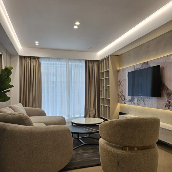 Ele`s Apartment Cortina 126