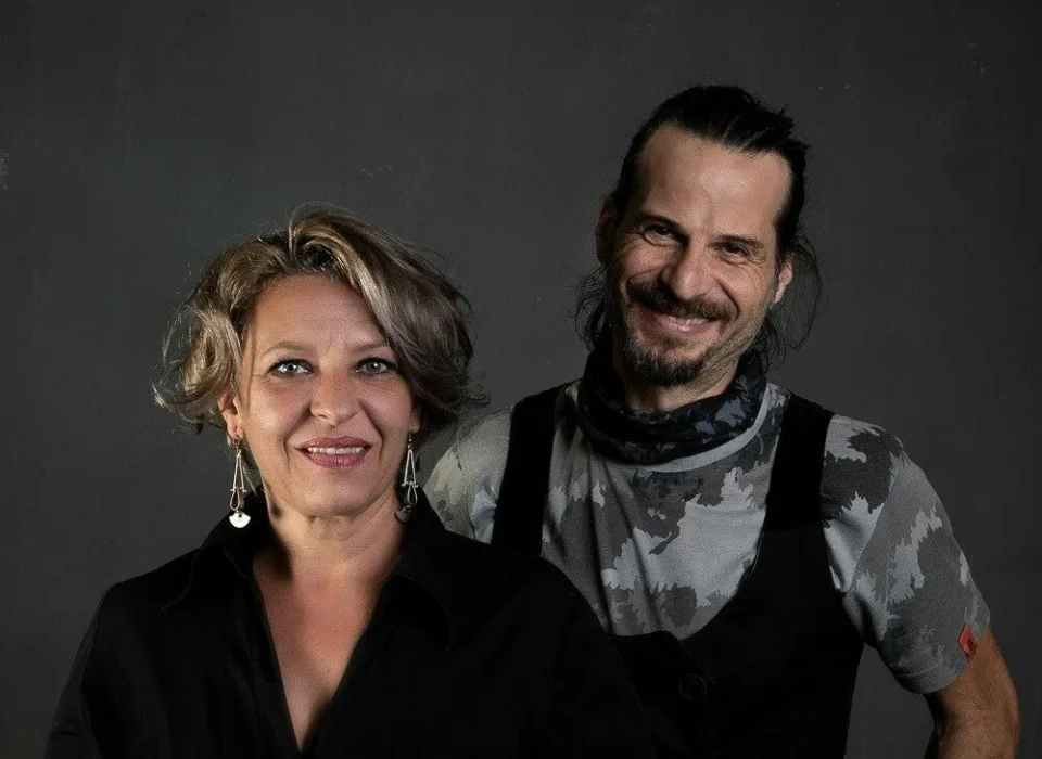 Ildiko Biro și Teo Cociuba IDENTITY - ID design studio