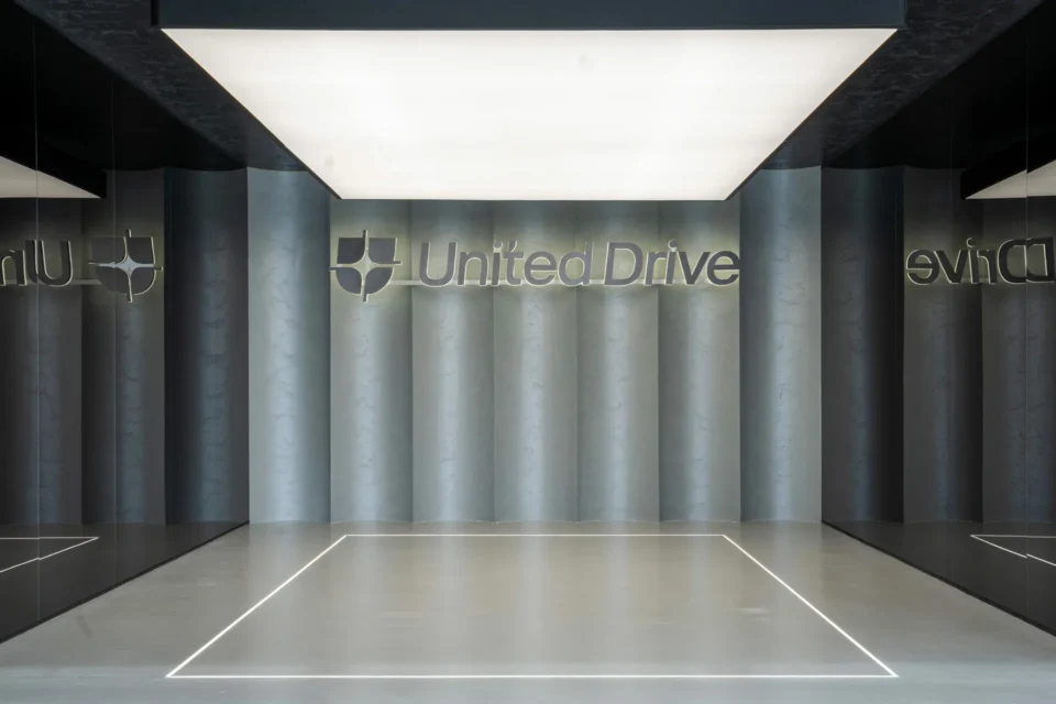 United Drive Showroom - Spacecraft Architecture Studio