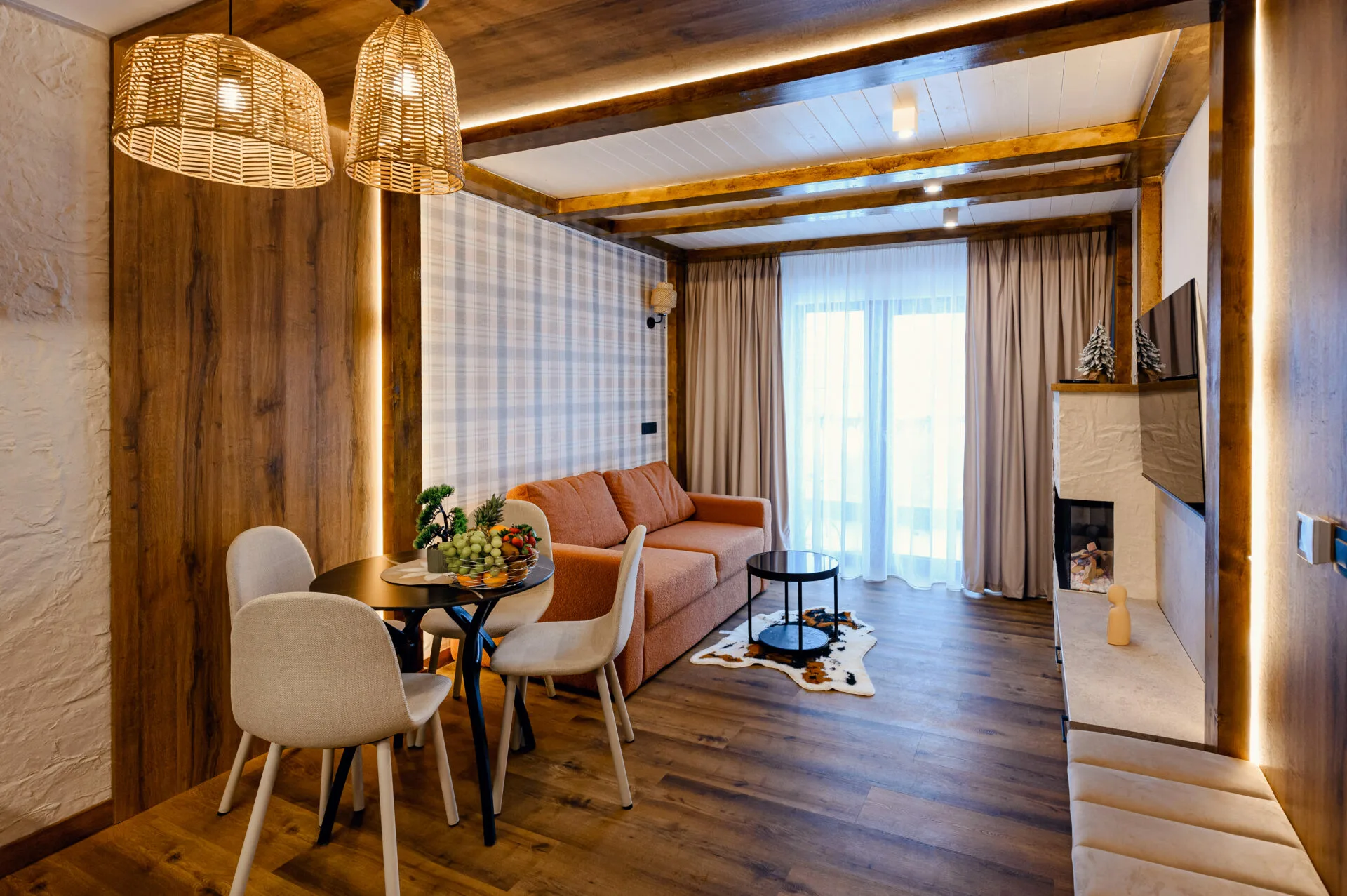 Celeste Rânca - Boutique Villa