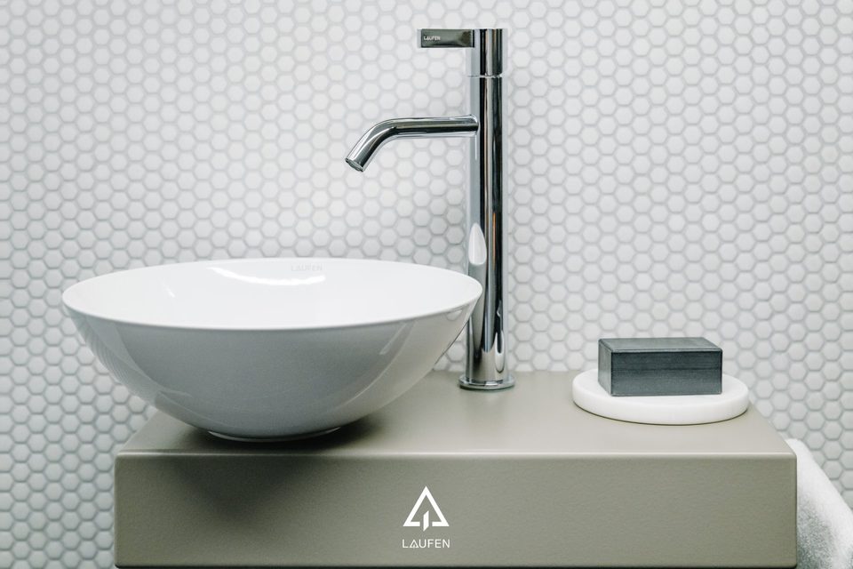 Lavoarele din VITREON Steel: acolo unde designul întâlnește longevitatea 10 8 PICCOLO NOVO